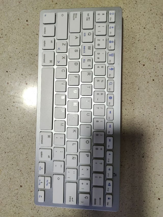 Tastiera wireless Bluetooth