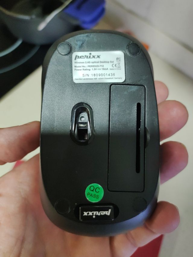 Tastiera e mouse wireless