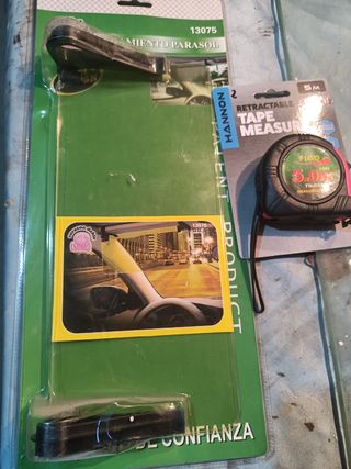 para sol de coche y cinta métrica de 5.mt