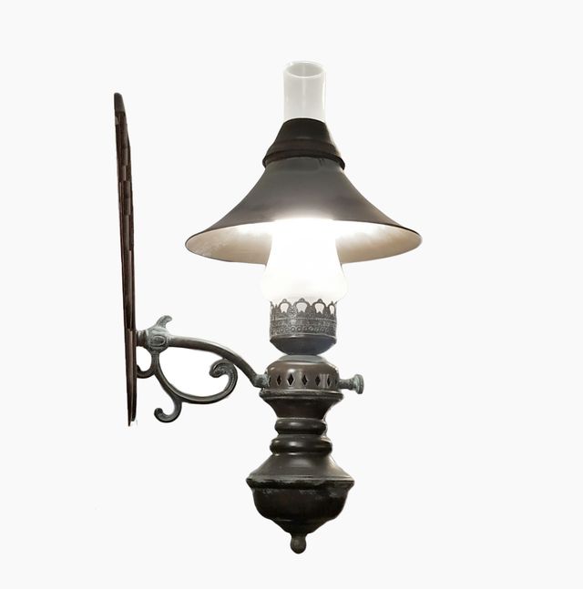 LAMPADA DA PARETE VINTAGE. LAMPADA ANTICA.