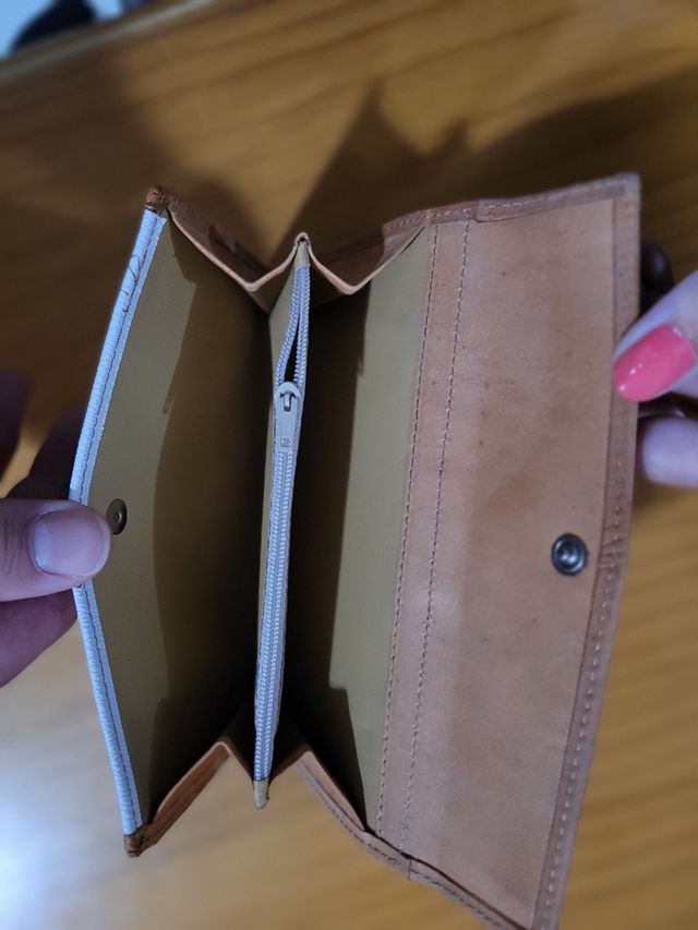 Cartera piel Petusco