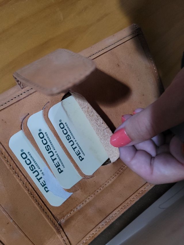 Cartera piel Petusco