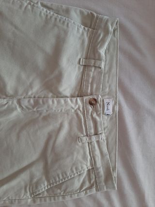 Pantalón chino
