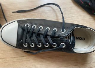 Converse negras de cuero y plataforma