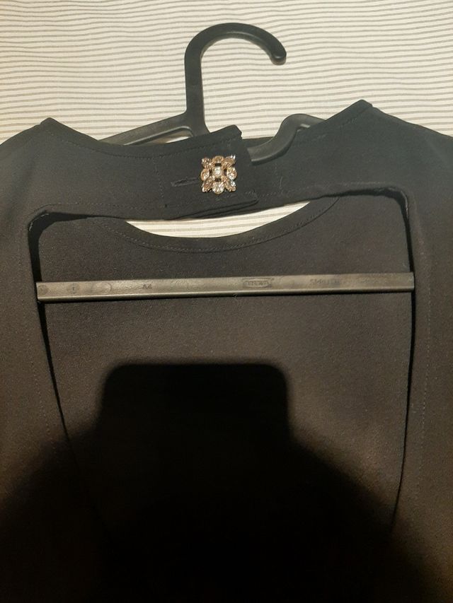 Vestido negro manga larga