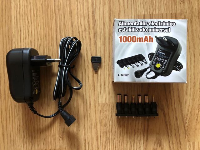 Alimentatore elettronico universale