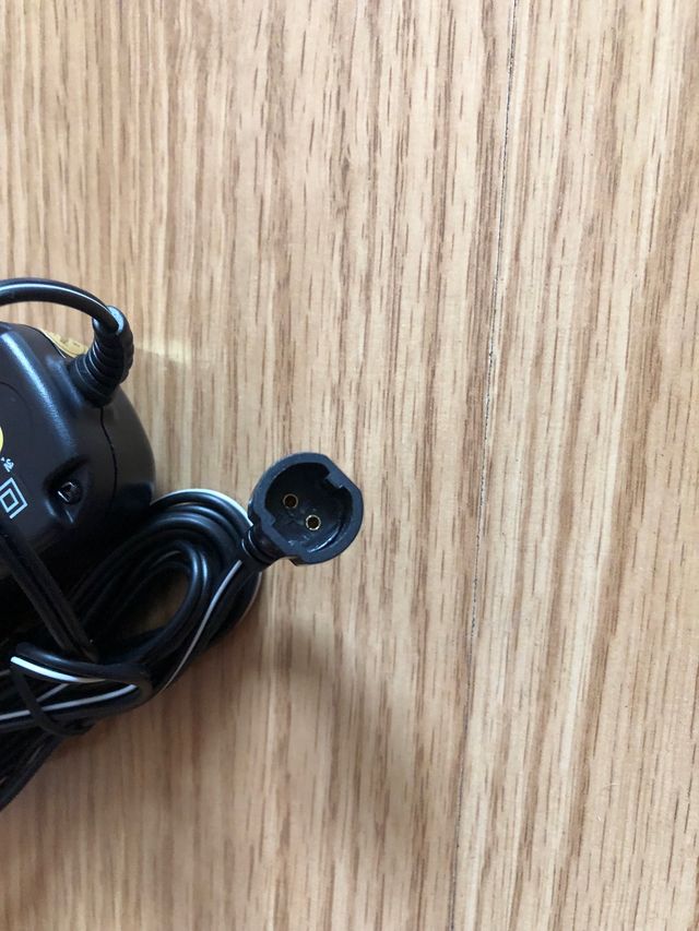 Alimentatore elettronico universale