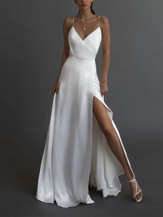 Vestido de novia romántico y sexy