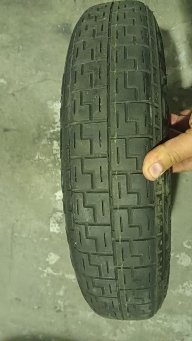 Rueda de Repuesto Ford