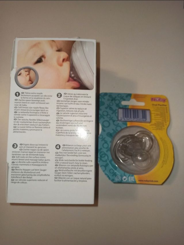 Nuby biberon e ciuccio