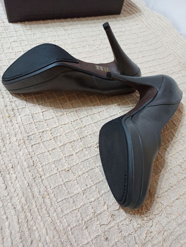 Décolleté Paula Mendez