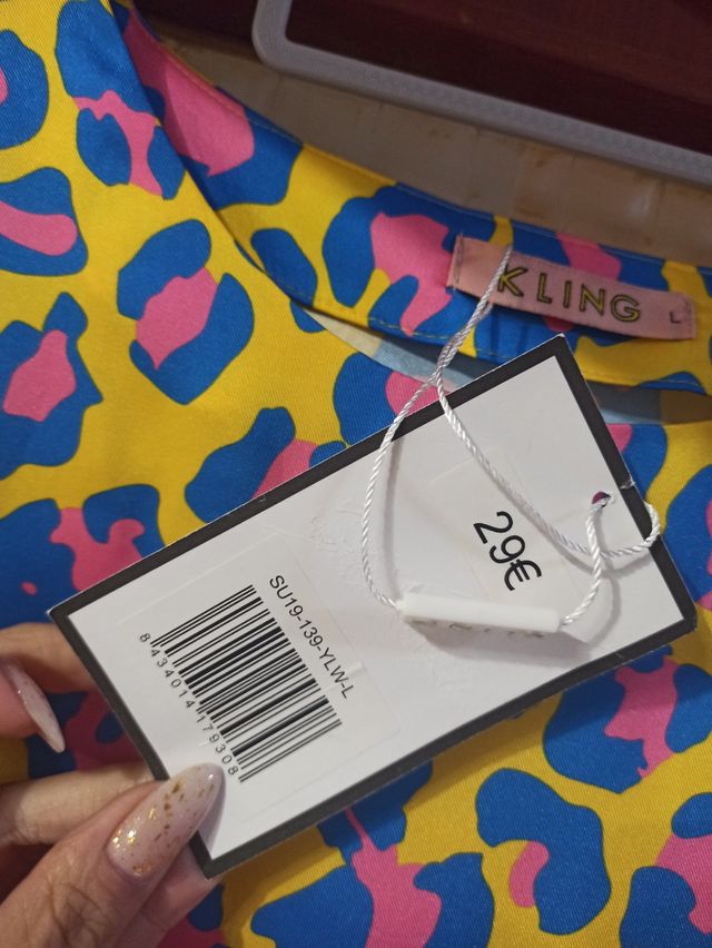 Blusa con stampa della marca Kling