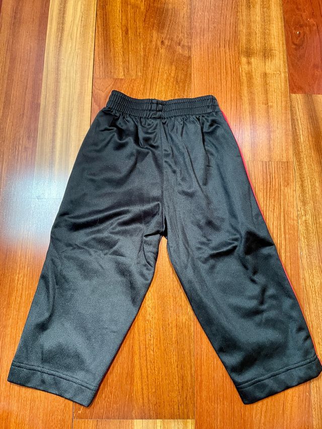 Chandal Boomerang niño 2 años