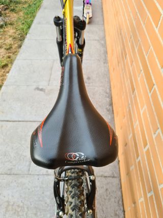Bicicleta BTT BH.