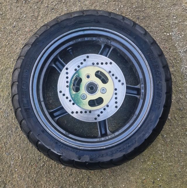 2 cerchi Suzuki Street Magic