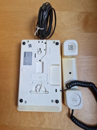 Teléfono fijo de sobremesa o colgar. Marca Alcatel