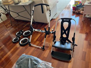 Bugaboo Fox 2 con capazo, silla, saco y esterill