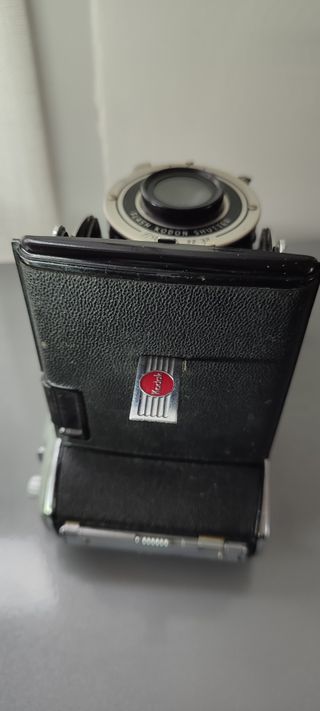 Cámara de fuelle vintage Kodak de 1949