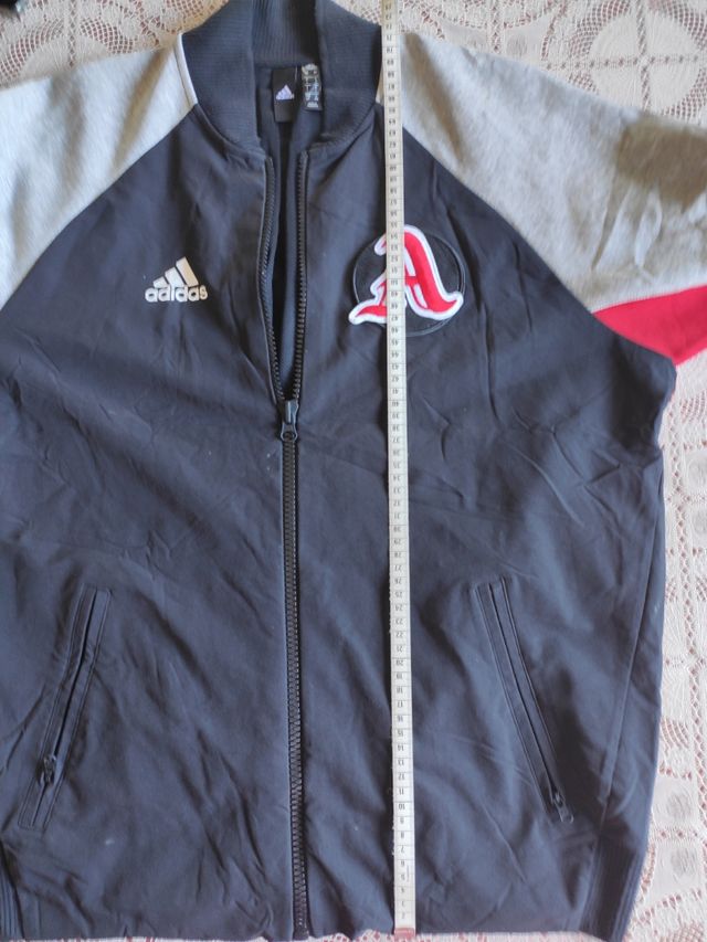 Cazadora beisbol oficial