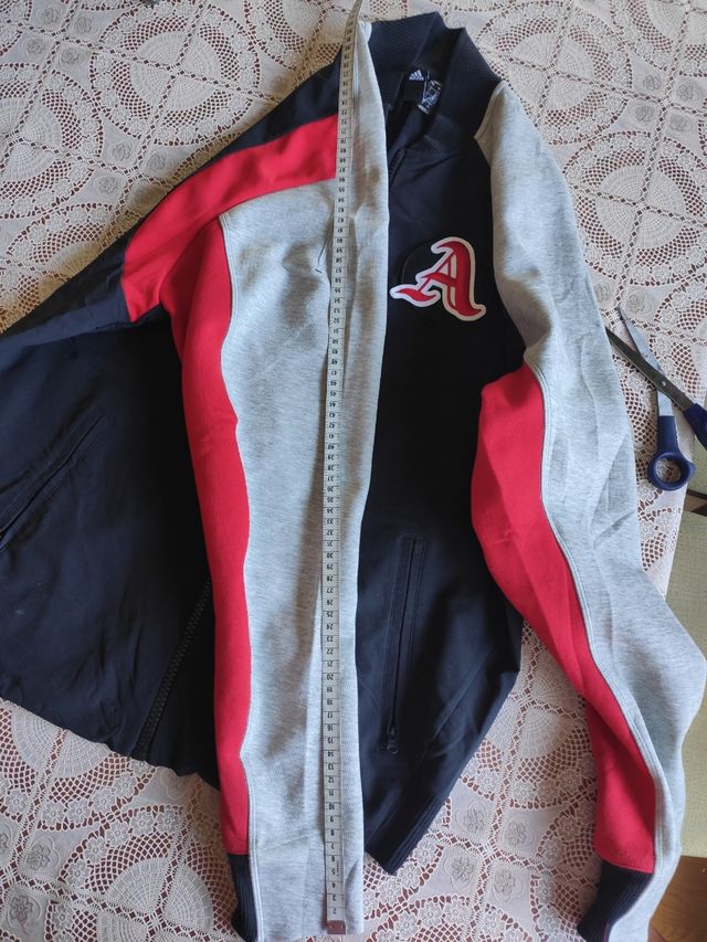 Cazadora beisbol oficial