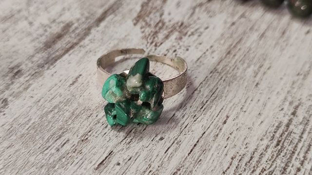 Anillos, pulseras, collares y pendientes joyeria