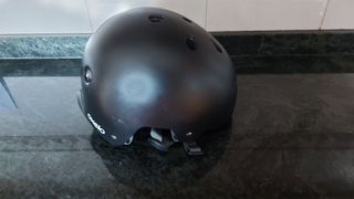 Casco patinete niño