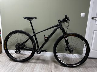 Trek Superfly 8