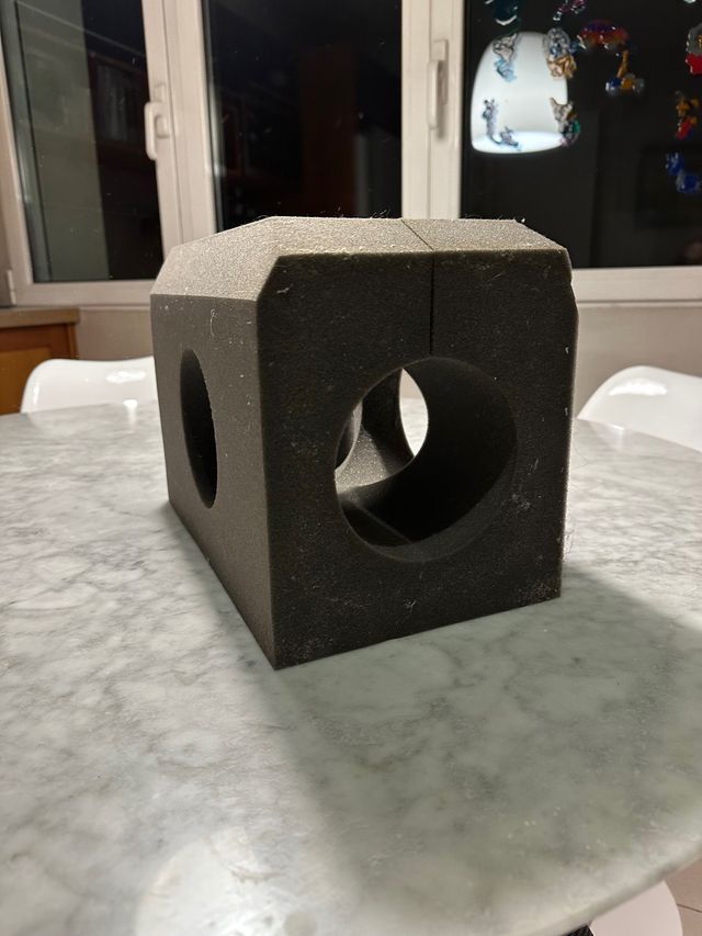 Soporte de gomaespuma para brazo o pierna rotos