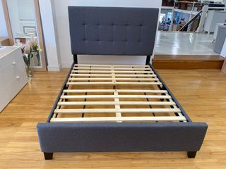CAMA NUEVA ELEGANTE EN TELA 