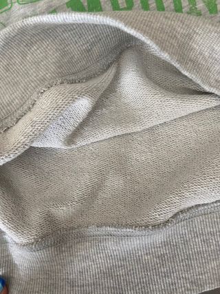 Sudadera gris
