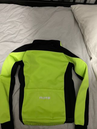 chaqueta ciclismo infantil. 