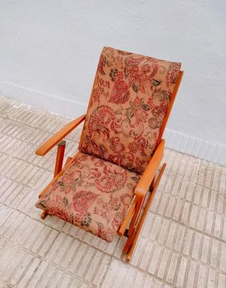 Mecedora infantil de madera