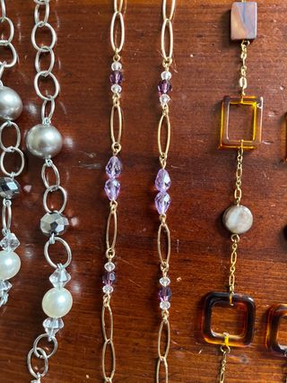 lotto di n. 3 collane per occhiali.