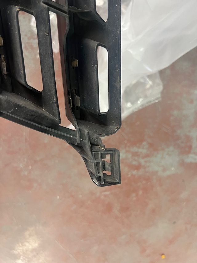 calandra rejilla mercedes ML