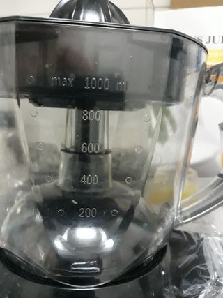 Exprimidor naranjas eléctrico