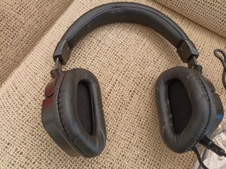 Auriculares con micrófono Tritton AX180, con cable