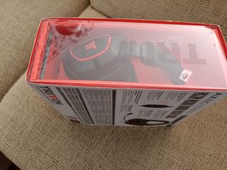 Auriculares con micrófono Tritton AX180, con cable