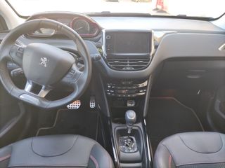 Peugeot 2008 GT LINE