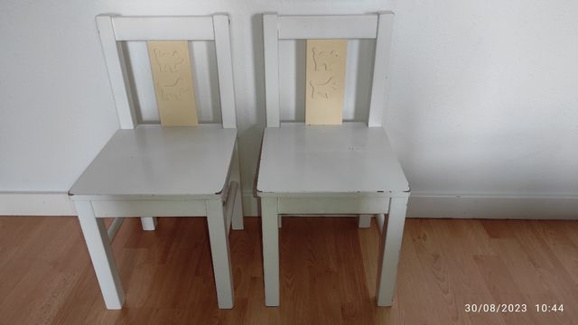 2 sillas niños blancas