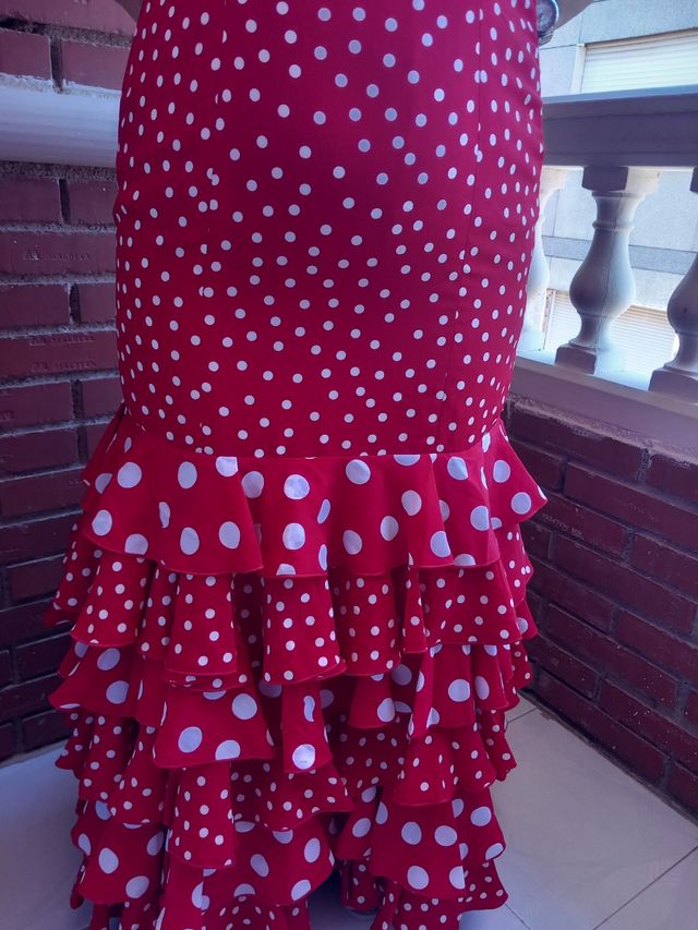 Vestido flamenca gitana rojo lunares