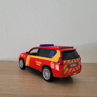 Toyota Land Cruiser Bomberos Ayto. Madrid 1/43