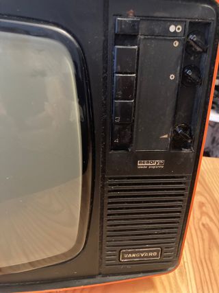 Televisor Vintage Vanguard