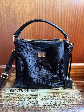 Bolso negro terciopelo Pepe Moll