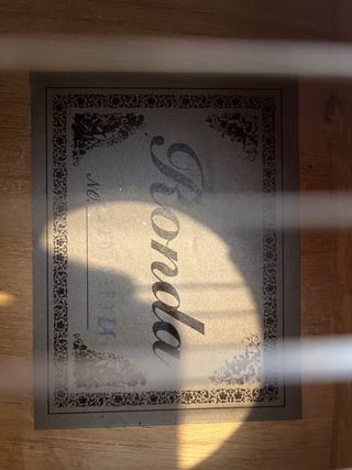 Guitarra (ideal para niños de entre 8 y 12)