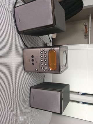 Equipo de música PHILIPS con CD y cinta