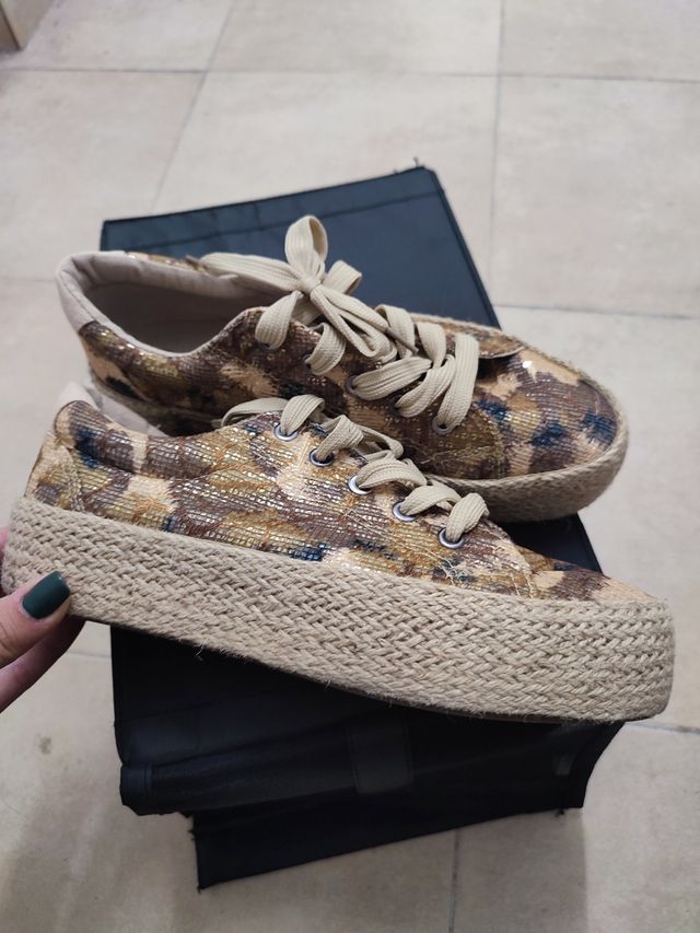 Alpargatas lentejuelas T. 40