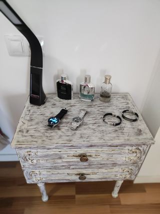 Mesita de noche de madera / 2 cajones "Rebajada"