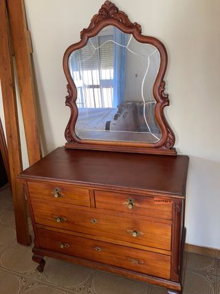 Peinadora. Mueble tocador.