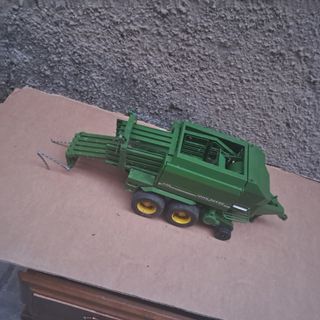 enpacadora de.jugete joon deere