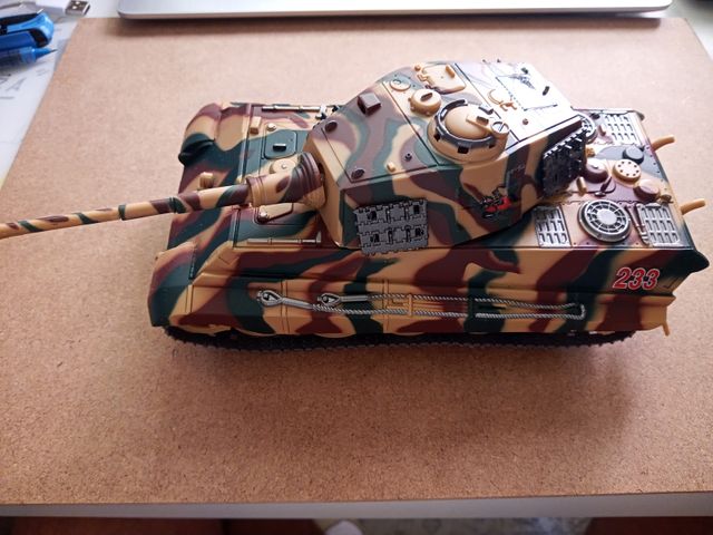 KING TIGER RADIO CONTROL 1.35 CARSON